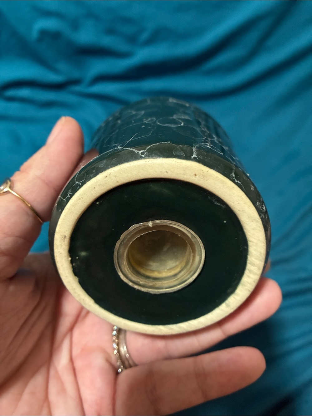Vintage Dark Green Marble Pattern Toothbrush Holder with Gold Accent - Picture 3 of 6